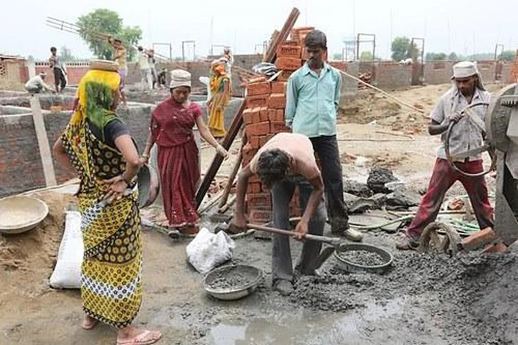 बांधकाम मजूर