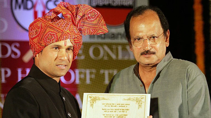 सचिनच्या कारकिर्दीत वाडेकरांचा असाही वाटा
