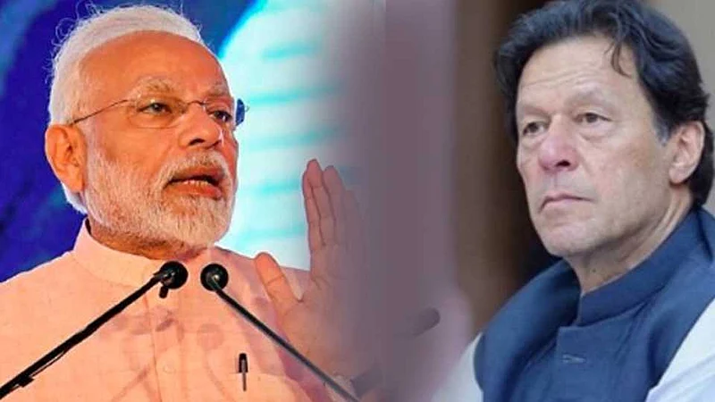 narendra_modi_and_imran_kha.jpg