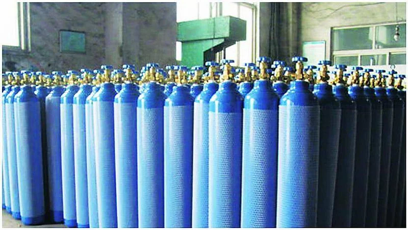 oxygen cylinder