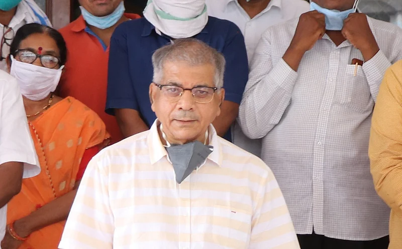 prakash ambedkar.jpg