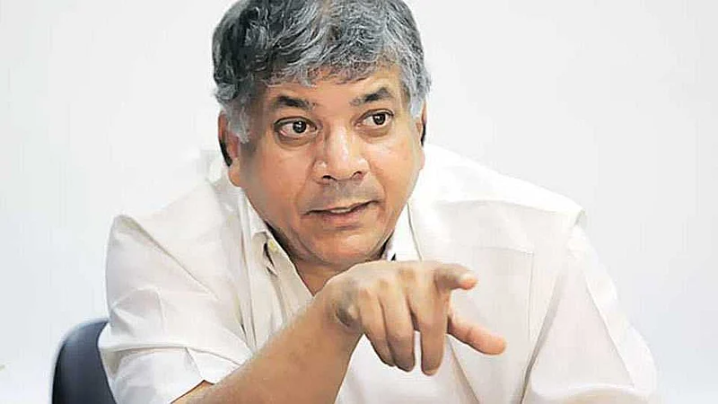 Akola News: Governor, Chief Minister should respect the constitutional post- Adv. Ambedkar