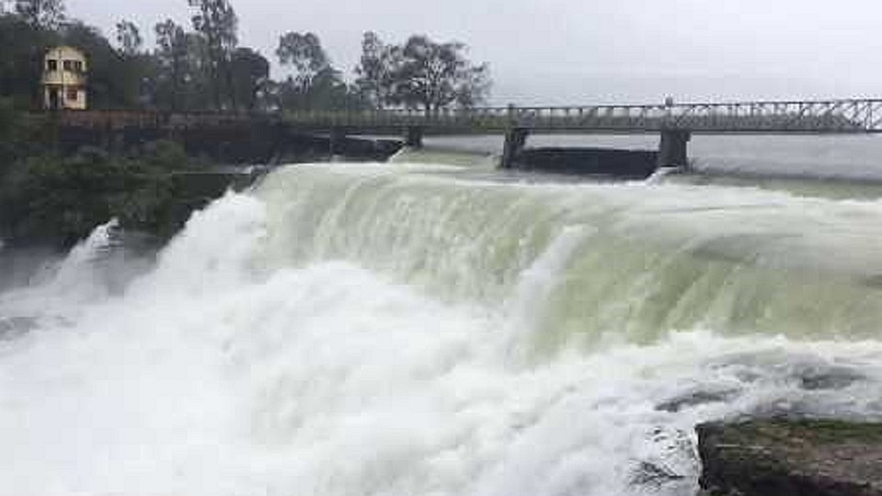 Water level of Panchganga up to 30 feet in kolhapur district opening of a gate of Radhanagari dam