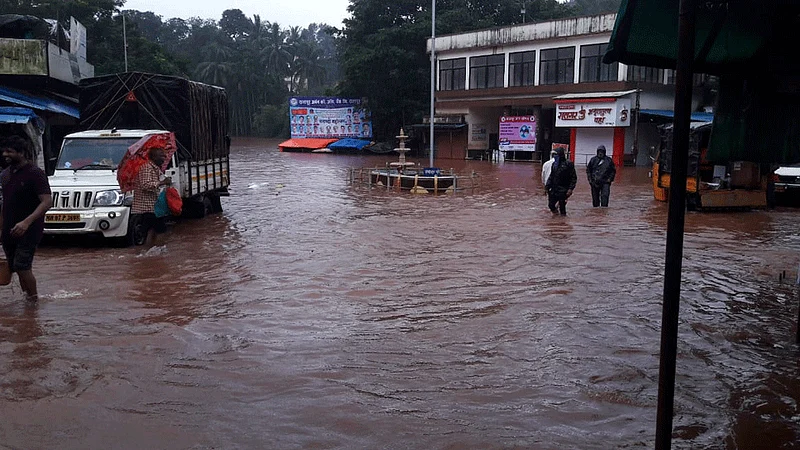 heavy rain in ratnagiri rajapur