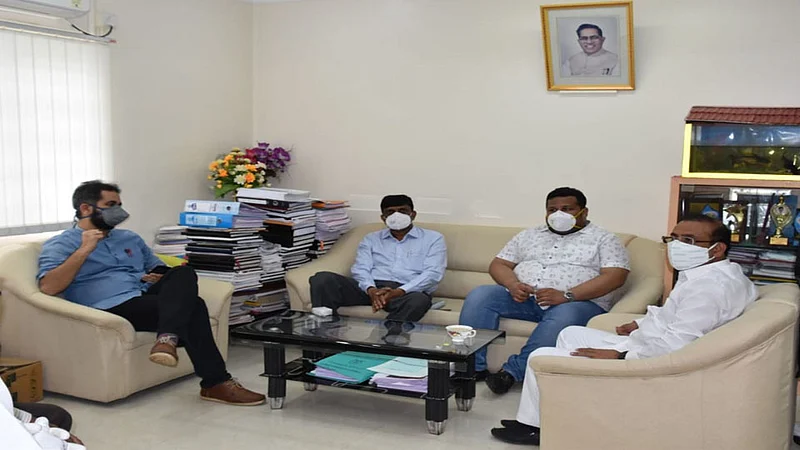 सर्वांत माेठी बातमी : सहकारमंत्र्यांना उद्या मुंबईला हलविणार, आरोग्यमंत्र्यांची माहिती
