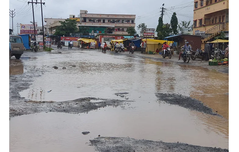 आंबेठाण परिसरातील नागरिकांनो, वासुली फाटा रस्त्याचा प्रश्न लागला मार्गी