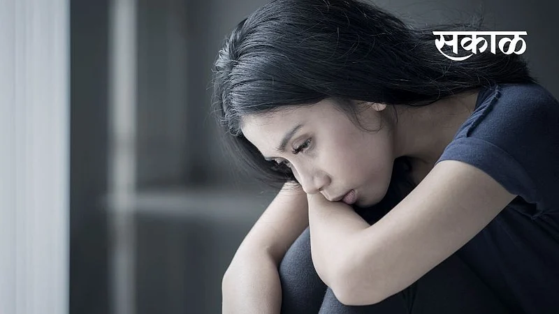 sad woman}