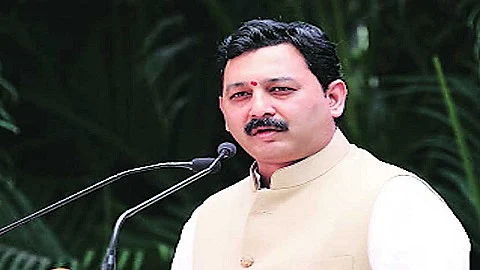 sanbhajiraje bhosale.jpg