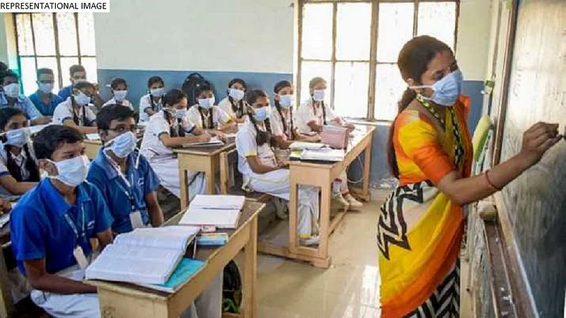 ३१ डिसेंबरपर्यंत महापालिका, सरकारी आणि सर्व खासगी शाळा बंदच राहणार, इकबाल सिंह चहल यांचा निर्णय