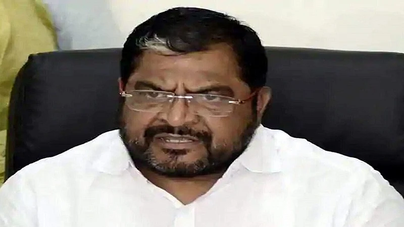 raju shetti Leader of Swabhimani Shetkari Sanghatana former MP angry on MLA ashish shelar comment