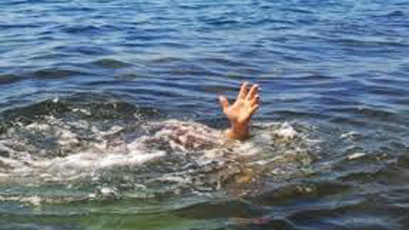 Three people were drowned while taking selfie in the bindusara lake