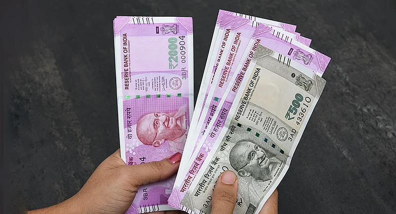 HDFC Bank cuts MCLR by up to 15 bps