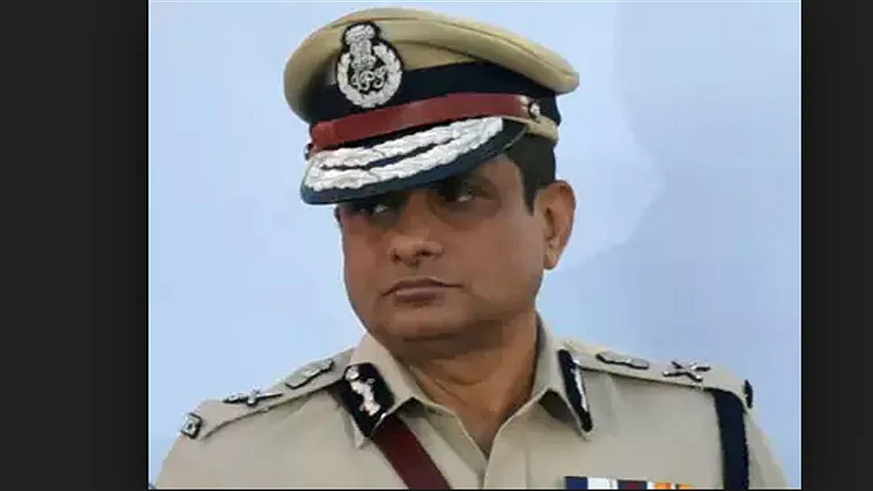 शारदा चिट फंड घोटाळा; राजीवकुमार यांनी सीबीआय चौकशी टाळली