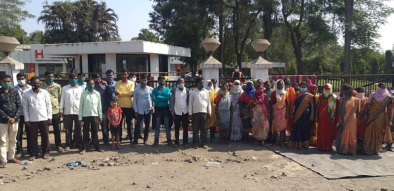 कामगारांचा "कोकाकोला'विरोधात एल्गार; कंपनीचे काम पाडले बंद