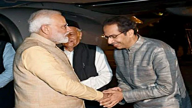 पद वाचवायला मोदींसमोर लोटांगण! कारशेडसाठी अहंकार आड येतो का? भातखळकर यांची ठाकरेंवर जळजळीत टीका