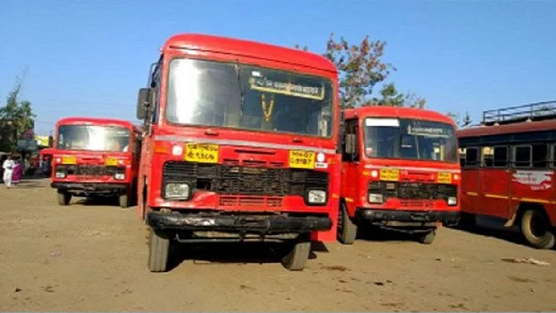मुंबईच्या सेवेसाठी राज्यभरातून नव्या एसटी, कर्मचारी येणार! एकाच विभागावरील ताण कमी करण्यासाठी निर्णय