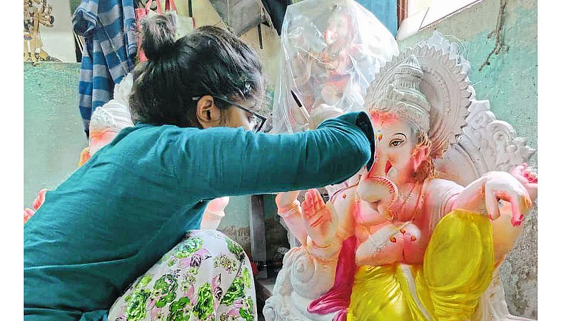 Revdekar Sister Preserve Ganesh Idol Making Art Sindhudurg