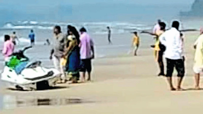 Ganpatipule Become One Day Tourist Spot