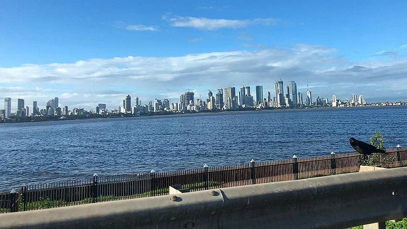mumbai blue sky