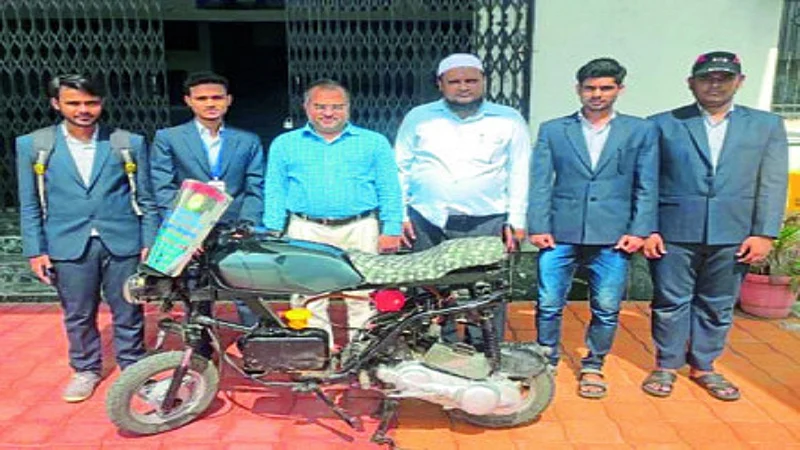 Now the bike will run on LPG with petrol nashik marathi news