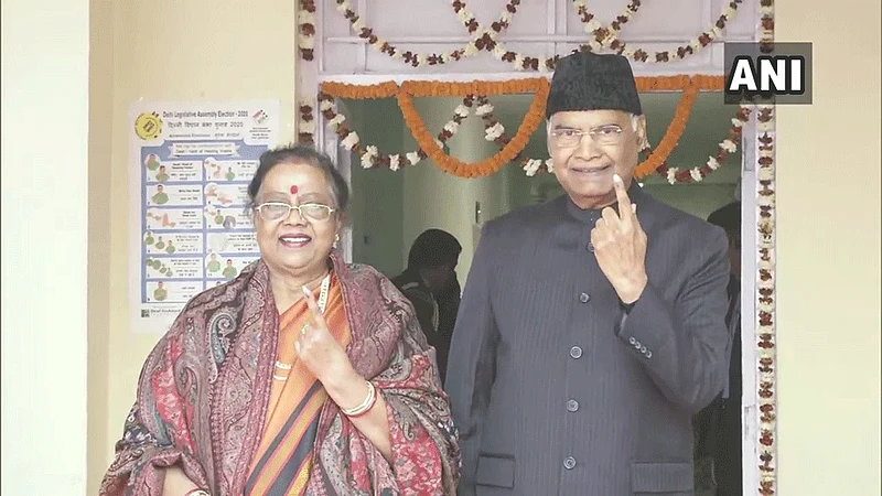 BJP president Ramnath Kovind and BJP leaders casts their vote at Delhi assembly elections