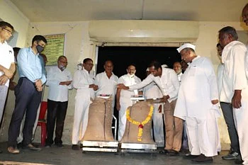 शेतकऱ्यांसाठीच घेतली होती संघर्षाची भूमिका - आमदार चव्हाण