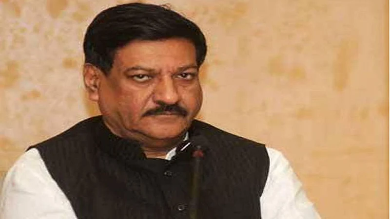 पृथ्वीराज चव्हाण म्हणतात, हीच ती वेळ