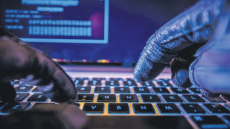 सायबर भामटेगिरीला आलाय ऊत, 'या' पाच गोष्टींनी तुमची होऊ शकते फसवणूक...
