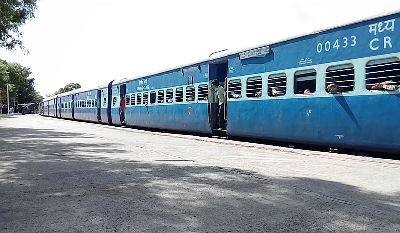 Four trains cancelled on Saturday due to block on Solapur road