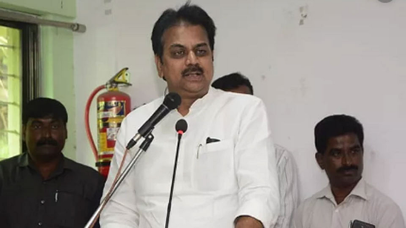 राष्ट्रवादी काँग्रेसने गैरफायदा घेतला : हर्षवर्धन पाटील