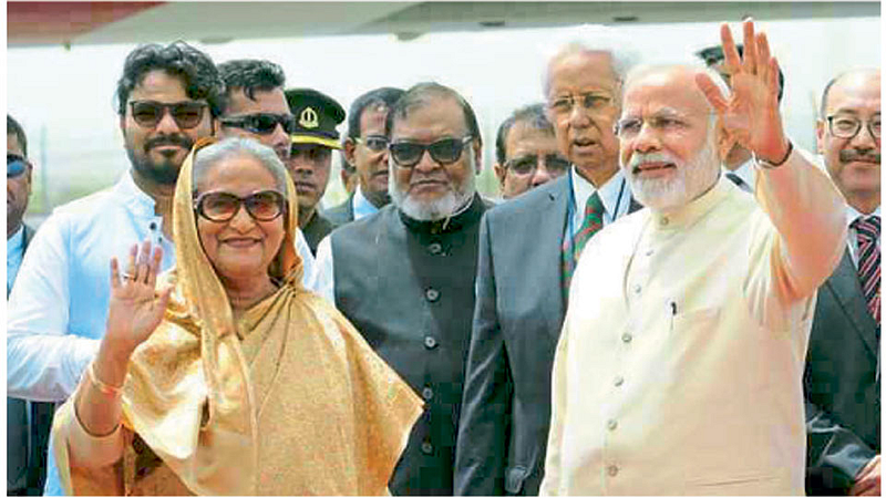 बांगलादेशाच्या पंतप्रधान शेख हसीना वाजेद आणि पंतप्रधान नरेंद्र मोदी.