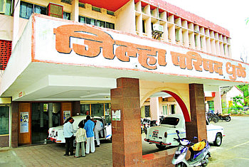सत्ताधारी भाजपचे ‘सीईओं’शी जुळते; काही अधिकाऱ्यांशी वाद