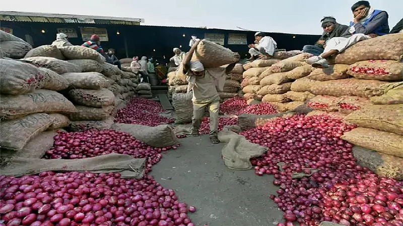 Onions Price Come Down Paranda