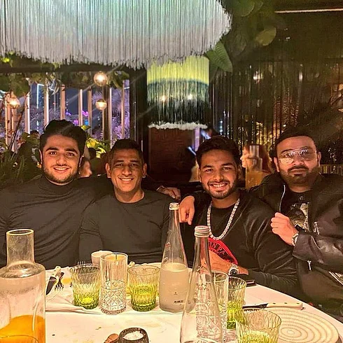Rishabh Pant And MS Dhoni Celebrate Christmas In Dubai