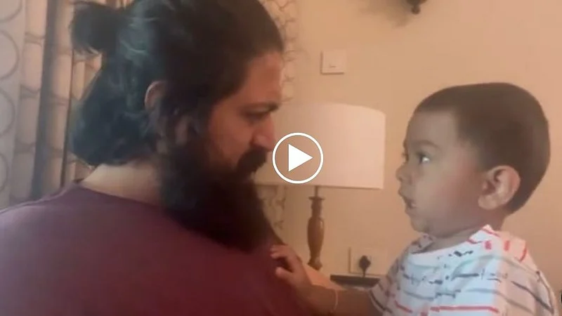 kgf actor yash and his son cute video viral on internet}