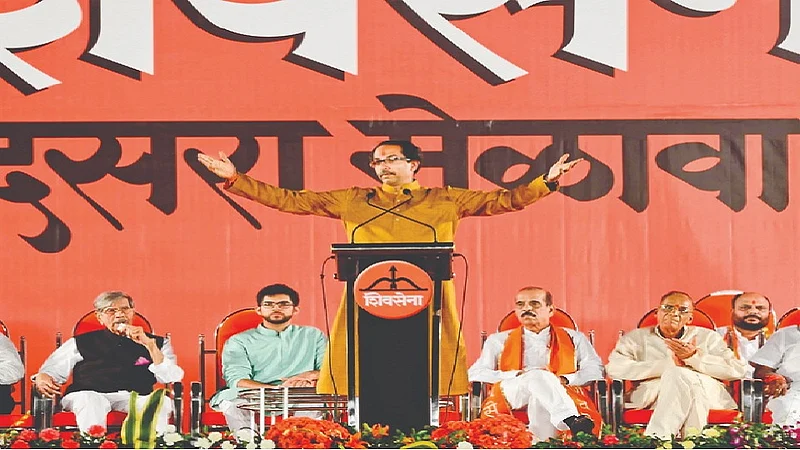 यंदाच्या दसरा मेळाव्याबाबत मिळाले संकेत, शिवसेनेनं सामनातून स्पष्ट केली भूमिका