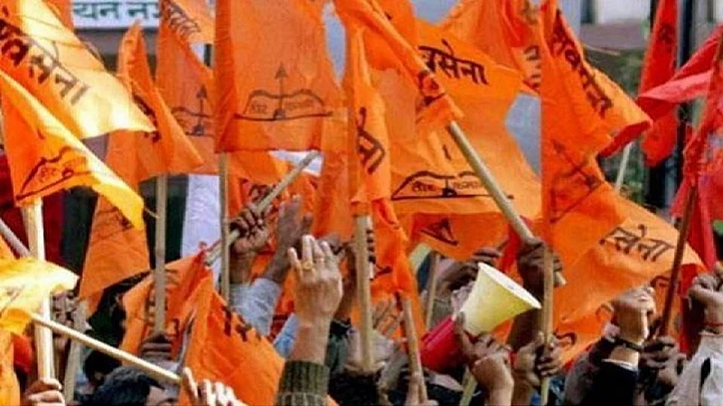 भाजपचे बेगडी हिंदुत्व अधूनमधून फसफसत, अजानवरुन शिवसेनेचा भाजपवर निशाणा
