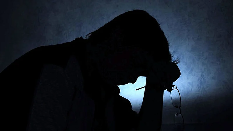 नैराश्य आलयं? तर त्यावर आहे 'हा' रामबाण उपाय...