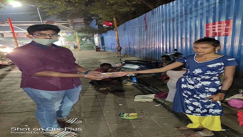 The Leo Club in Kothrud has distributed Diwali faralas to people living on the streets 2.jpg
