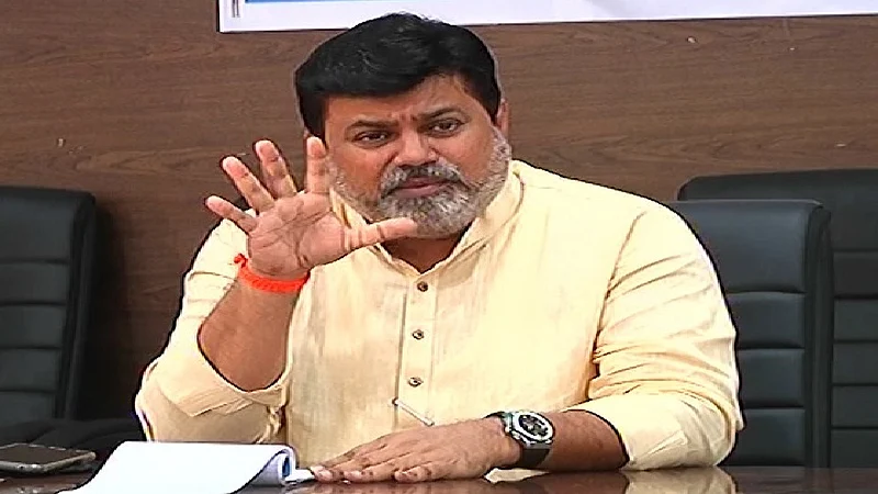 काल एक शिक्षणमंत्री कोरोनामुक्त, तर आज दुसरे शिक्षणमंत्री कोरोनाची पॉझिटिव्ह