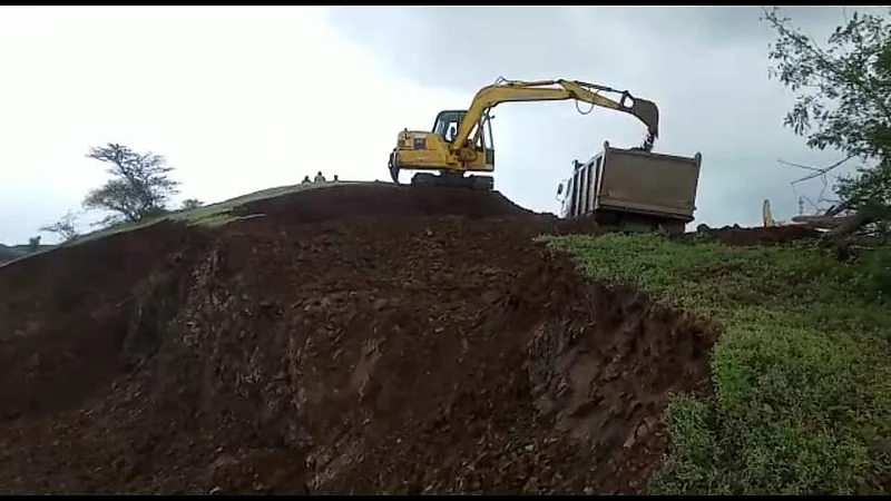 Illegal mining at Mhasgaon in Rahuri taluka