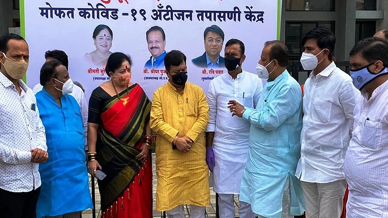 'राज्य सरकार अडकले कंगनात', प्रवीण दरेकर यांची टीका