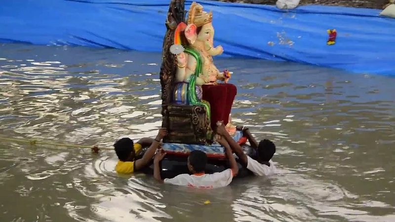 ठाण्यातील गणेशविसर्जनाबाबतही आल्या महत्वपुर्ण सूचना; ठाणेकरांना बुक करावा लागेल ऑनलाईन स्लॉट