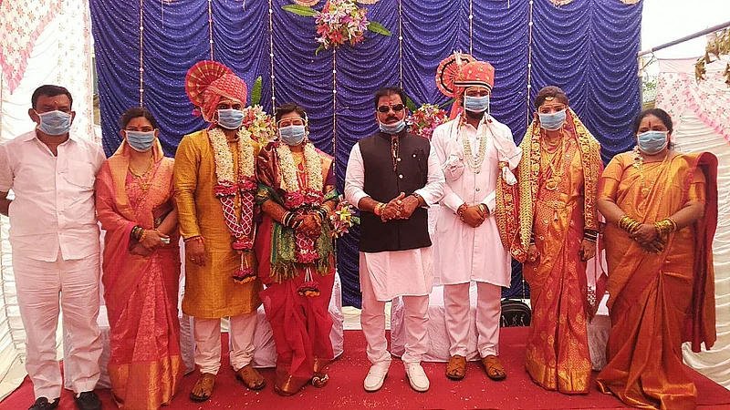 buldana mla daughter wedding in corona days
