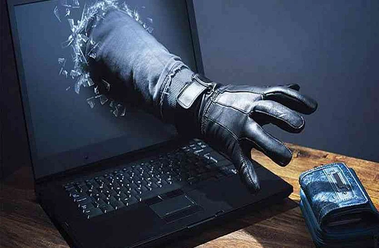 online fraud through mobile app