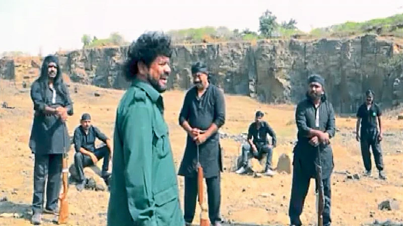 daku dabbal singh short film dubbing in hindi gujrathi and gondi language