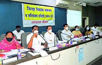 वीजचोरी करणाऱ्यांवर धुळ्यात होणार कारवाई !