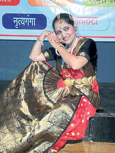 Padmashree Bagdekar Got Bharatanatyam Degree Degree at 40 age