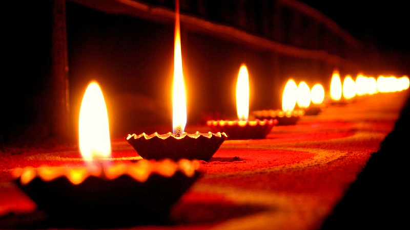 DIWALI 2020 : दिवाळी अंकांवर कोरोना संकटाचा भयंकर परिणाम, यंदा १०० अंक आलेच नाहीत