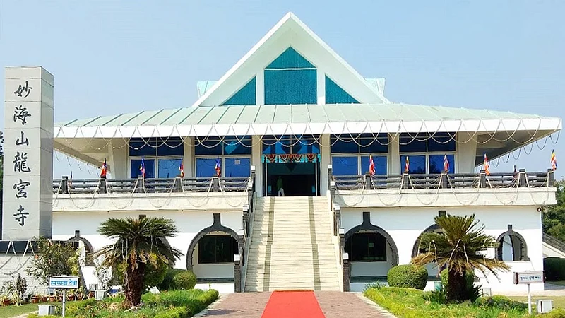 dragon palace will be open on foundation day